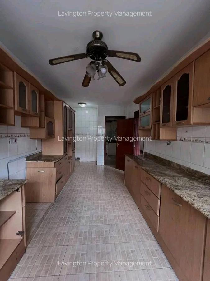 4 Bed Townhouse with En Suite at Kileleshwa - 16