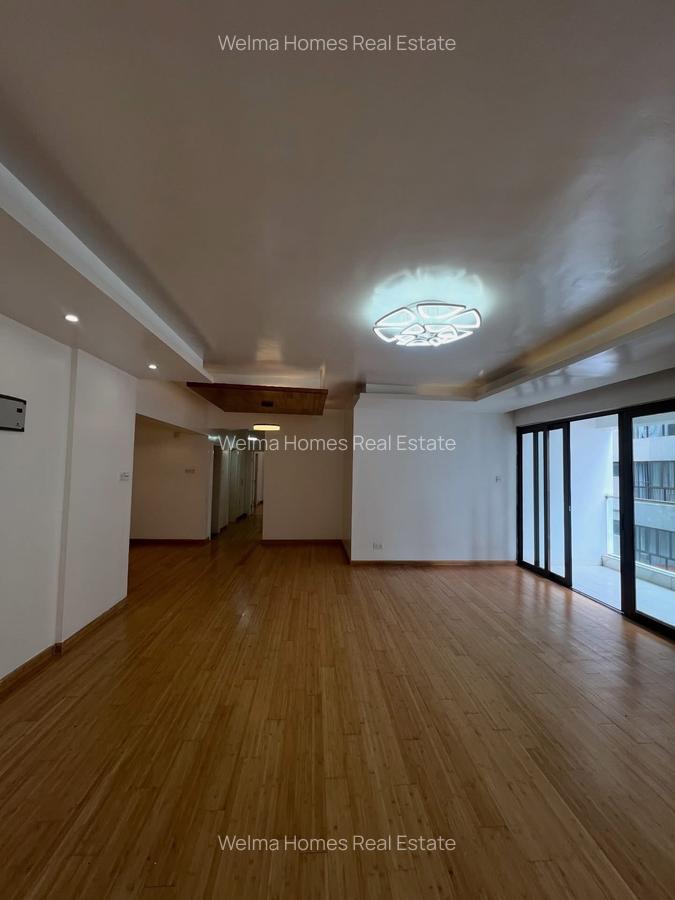3 Bed Apartment with En Suite in Kileleshwa - 3