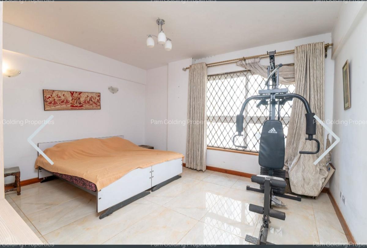 4 Bed Apartment with En Suite in General Mathenge - 14