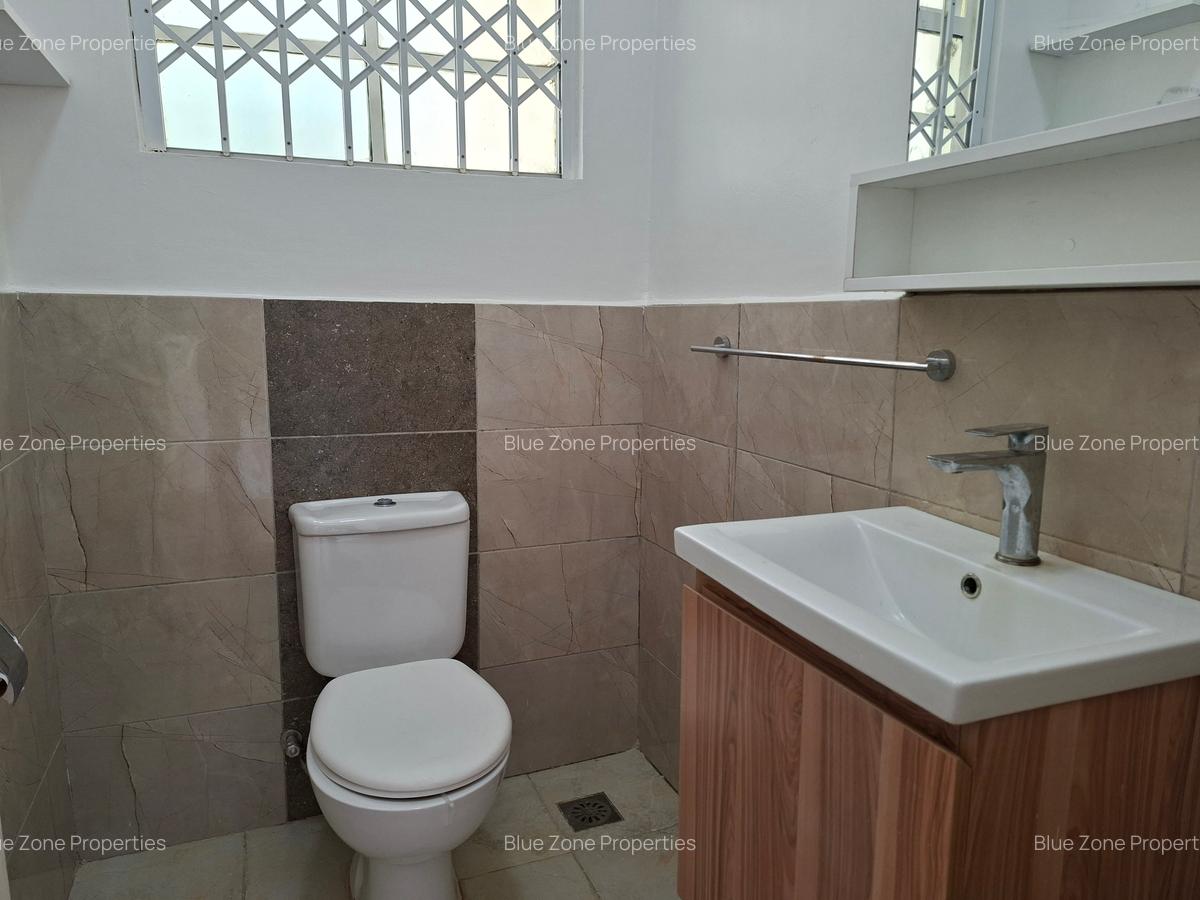 4 Bed Villa with En Suite at Off Peponi Rd - 10