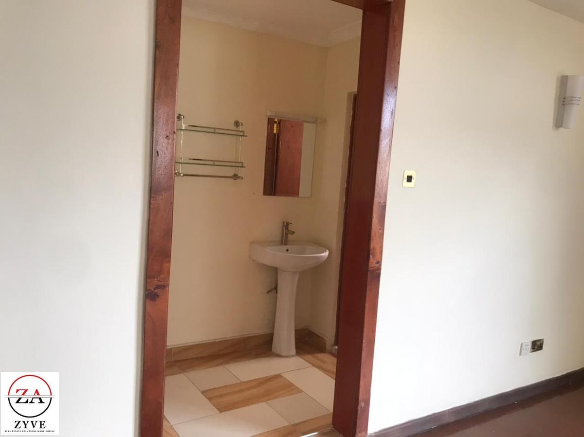 Serviced 2 Bed Apartment with En Suite at Kilimani - 3