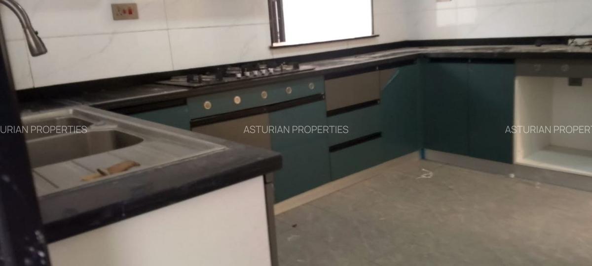 4 Bed Apartment with En Suite in Kileleshwa - 16