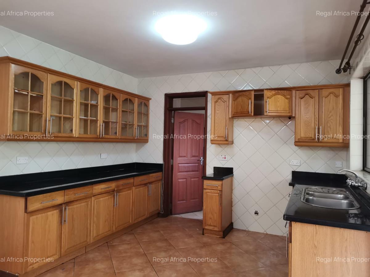 3 Bed Apartment with En Suite at Kingara Rd - 4