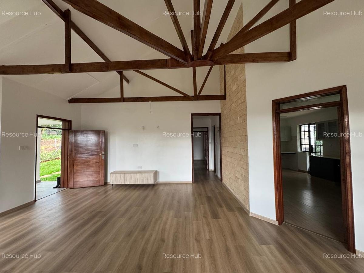 3 Bed House with En Suite at Next To The Hub - 8