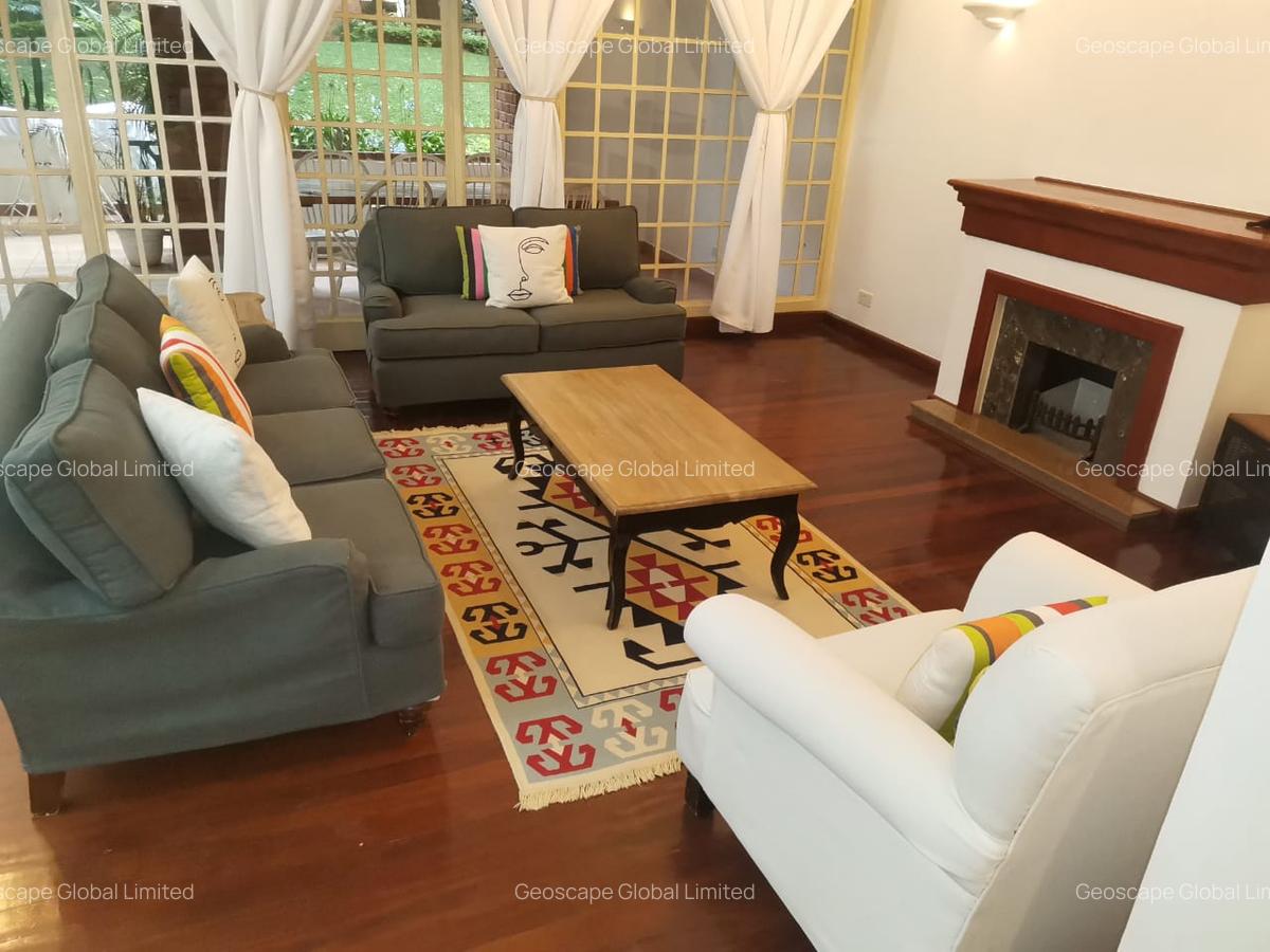 4 Bed Apartment with En Suite in Riverside - 9