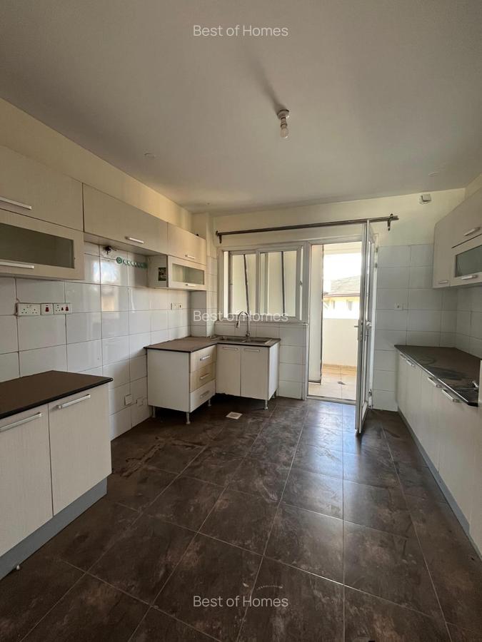3 Bed Apartment in Kileleshwa - 9