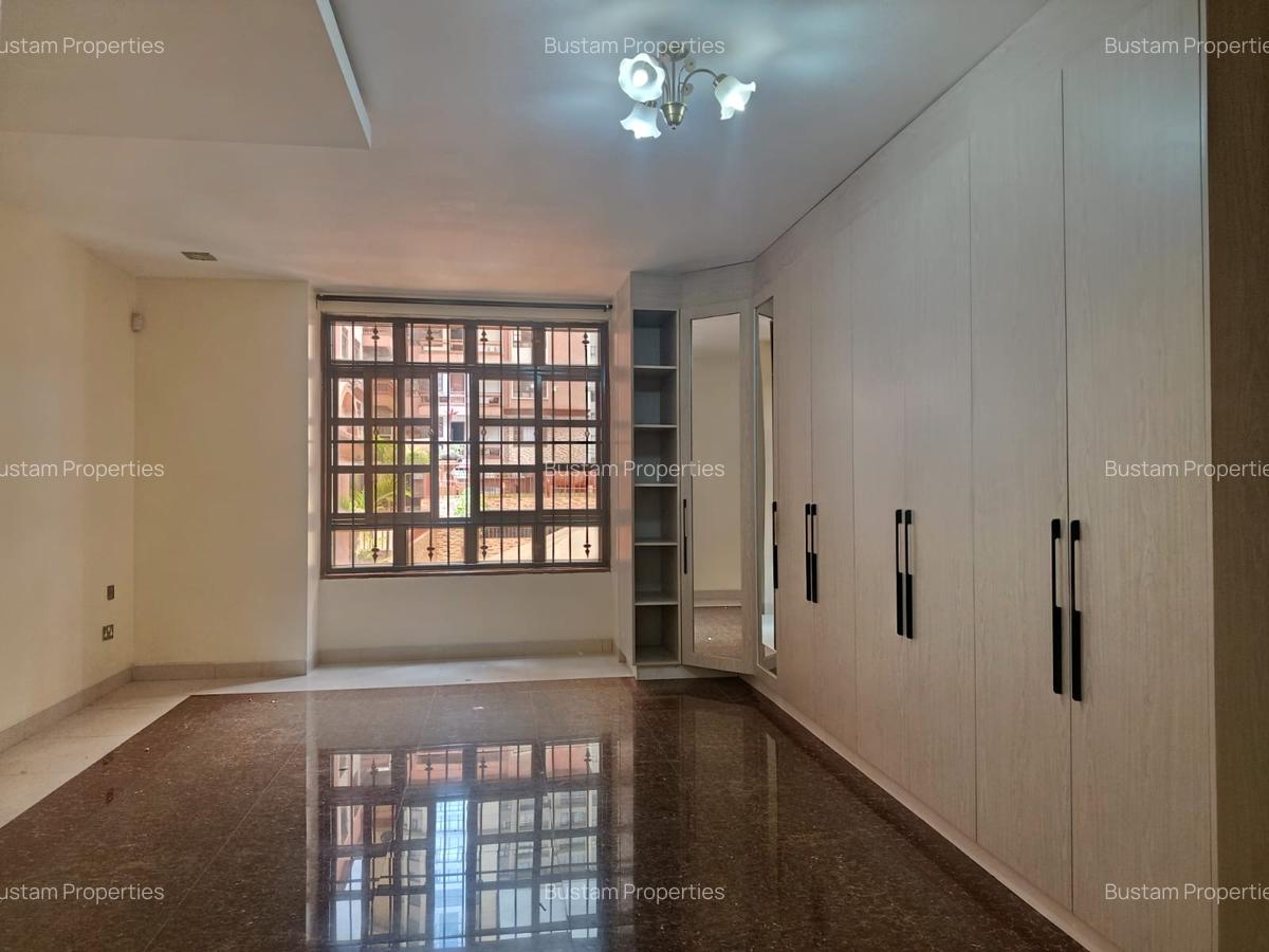 4 Bed Apartment with En Suite in Lavington - 2