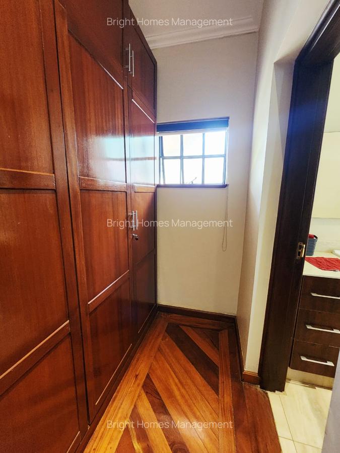 4 Bed Villa with En Suite in Loresho - 10