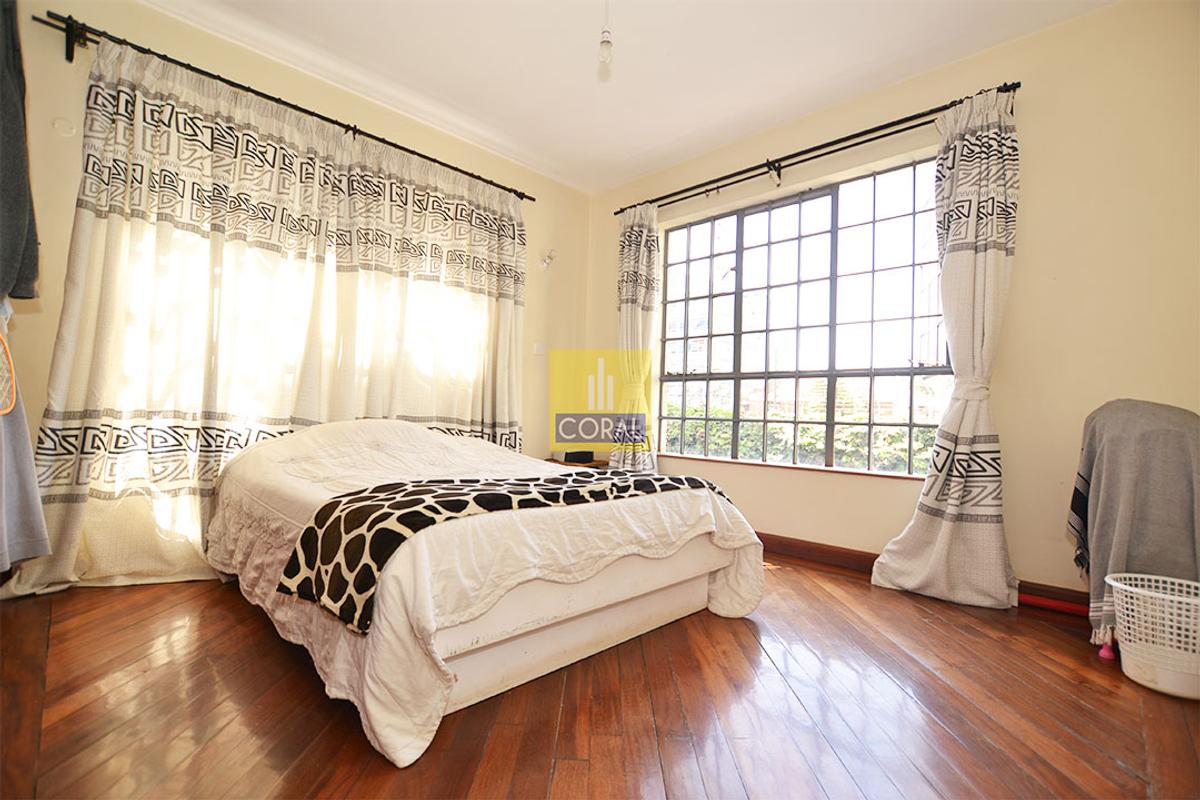 4 Bed Apartment in Westlands Area - 15