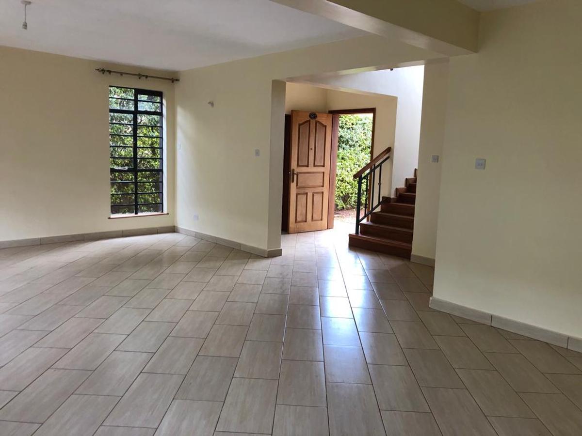 4 Bed Townhouse with En Suite in Kiambu Road - 11