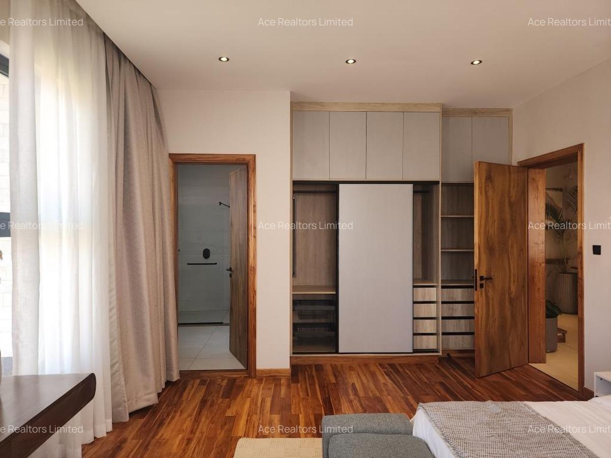 4 Bed Townhouse with En Suite at Loresho - 5