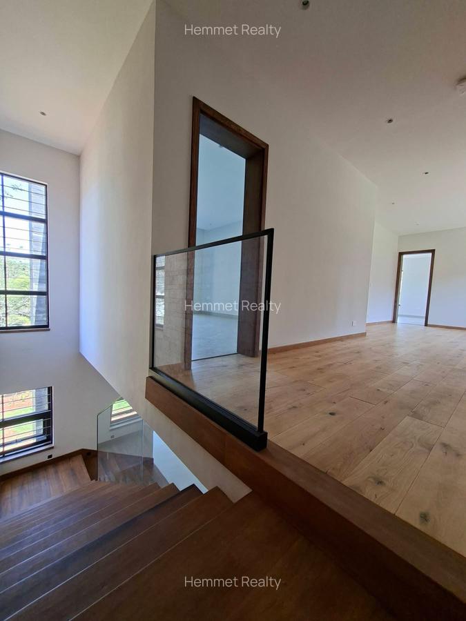 4 Bed Apartment with En Suite in Loresho - 5