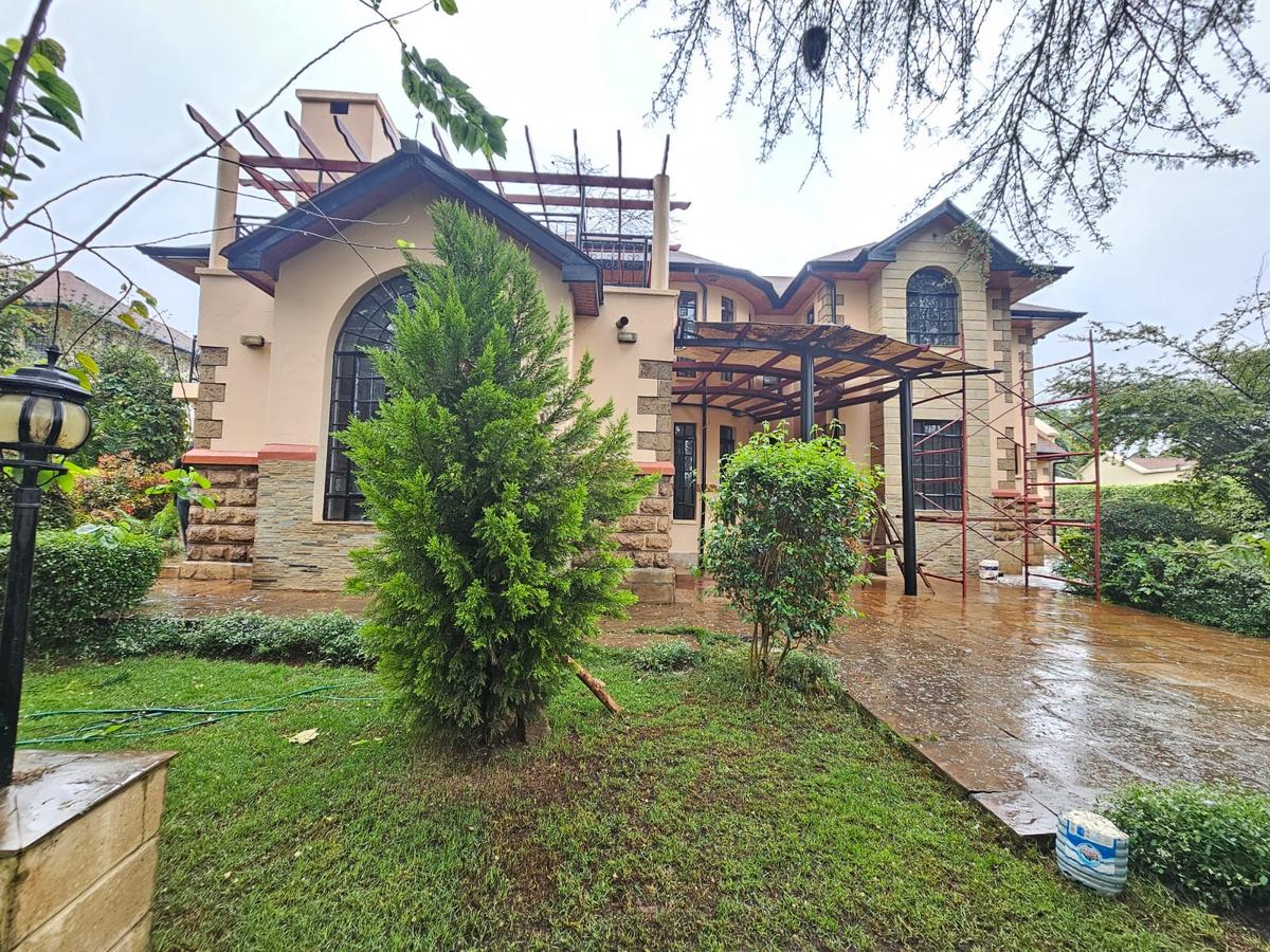 4 Bed House with En Suite in Runda - 19