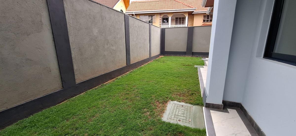 4 Bed House with En Suite in Muthaiga - 11