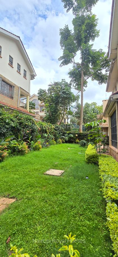 5 Bed Townhouse with En Suite at Lavington Green - 2