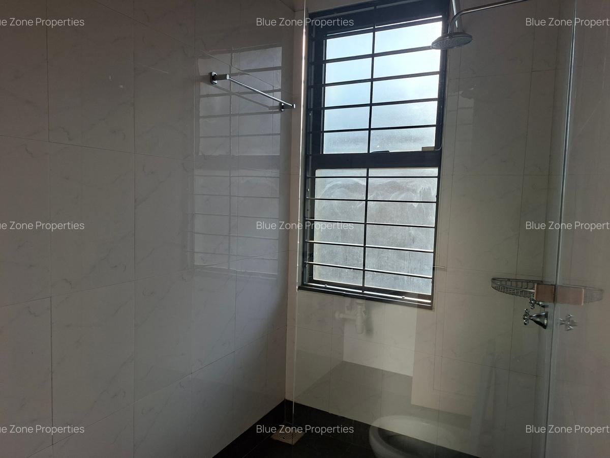 2 Bed Apartment with En Suite at Off Gigiri Rd - 5