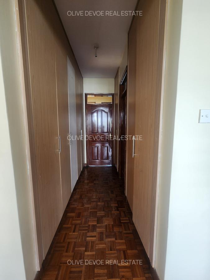 3 Bed Apartment with En Suite in Kilimani - 9