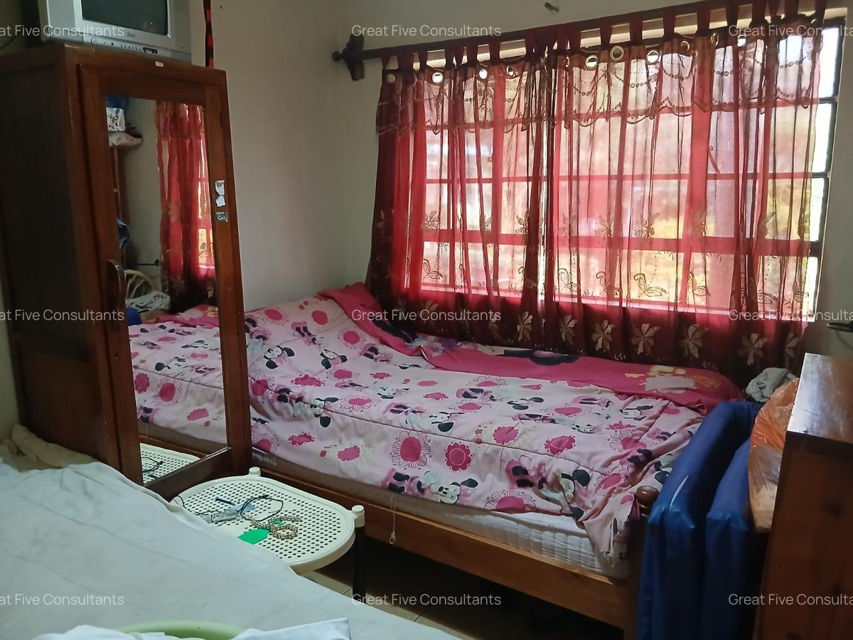 4 Bed Villa with Swimming Pool in Runda - 12