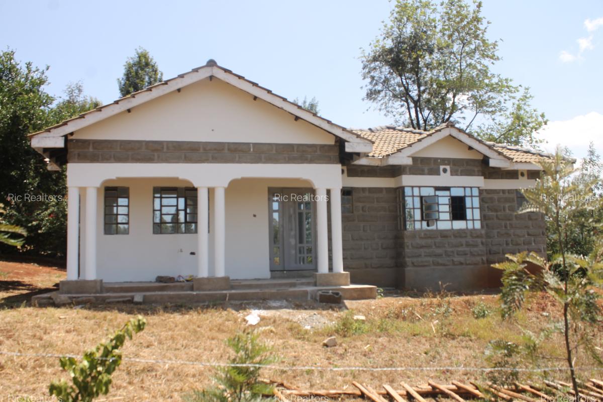 3 Bed House with Garden at Karen - Plains - 1