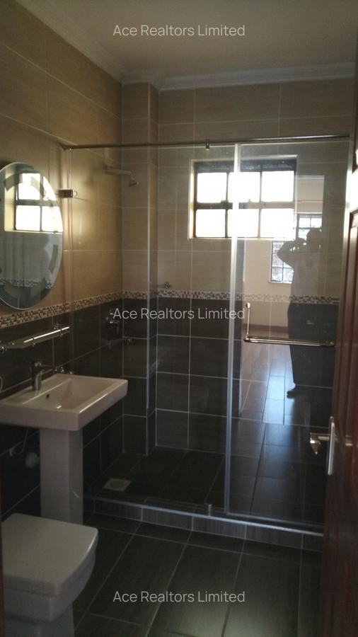 2 Bed Apartment with En Suite at Westlands - 8