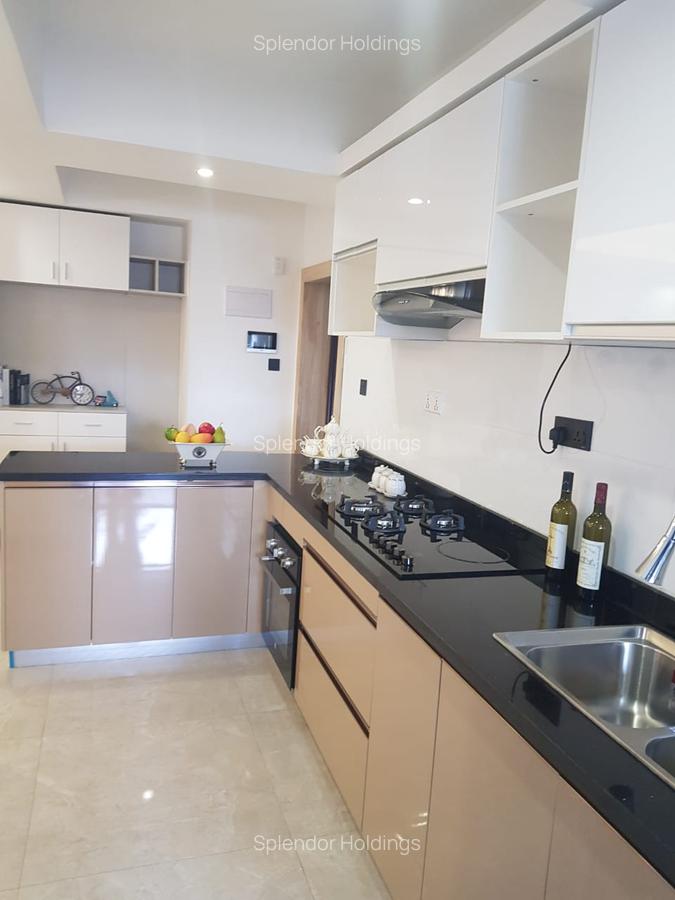 3 Bed Apartment with En Suite in Lavington - 2