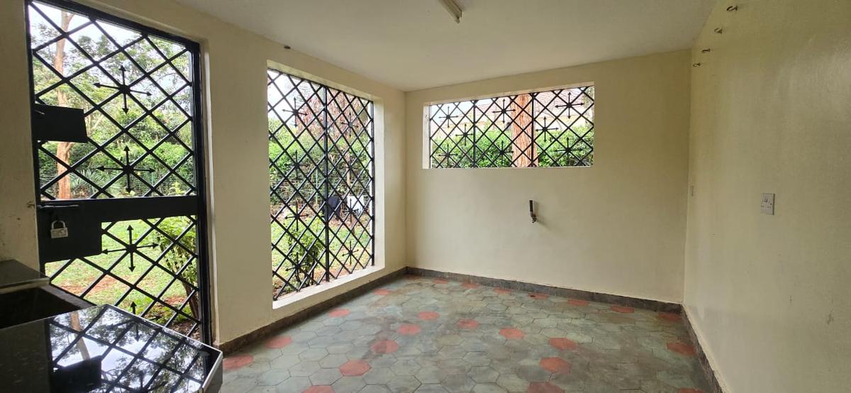 5 Bed House with En Suite at Muthaiga North - 11