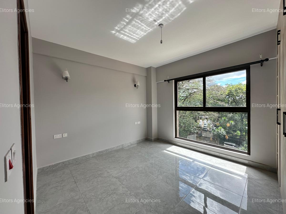 2 Bed Apartment with En Suite at School Lane - 8