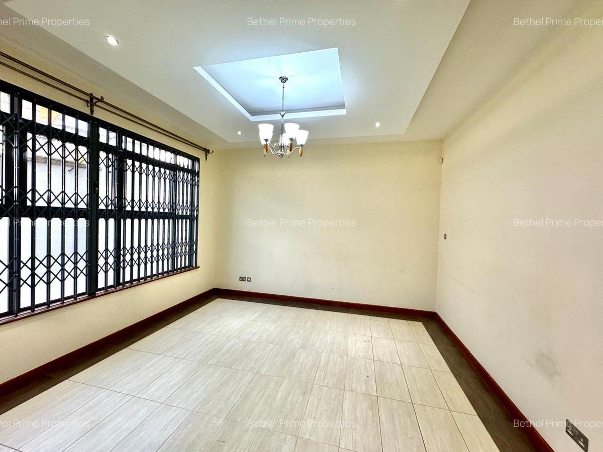 6 Bed Townhouse with En Suite in Nyari - 5