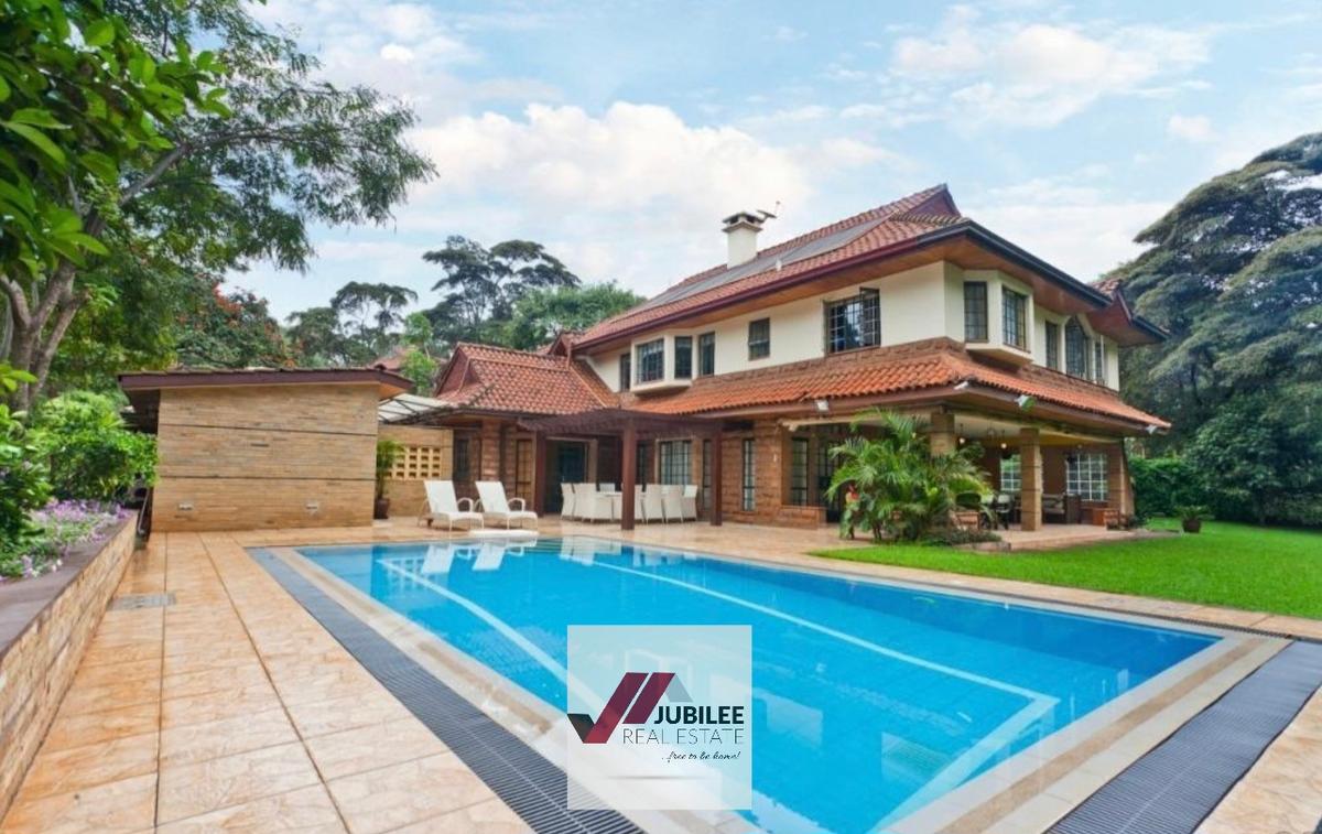 5 Bed Townhouse with En Suite in Rosslyn - 1