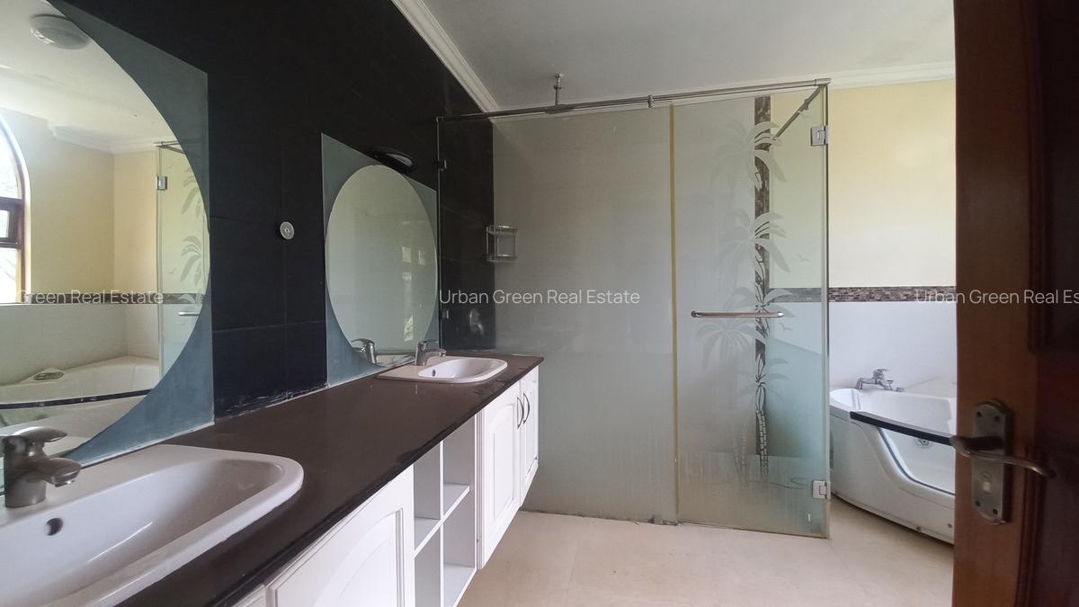 5 Bed Villa with En Suite at Windy Ridge - 18