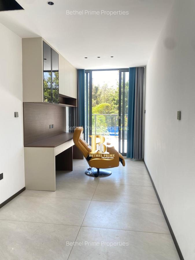 5 Bed Villa with En Suite in Lavington - 13