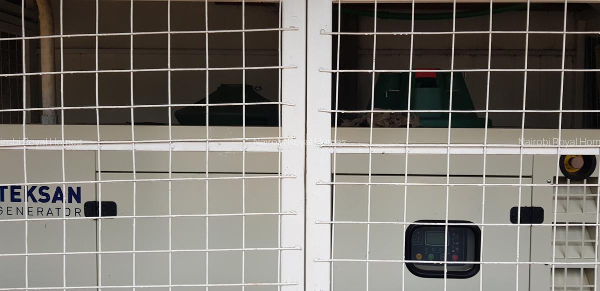 5 Bed Townhouse with En Suite at Kitisuru - 9