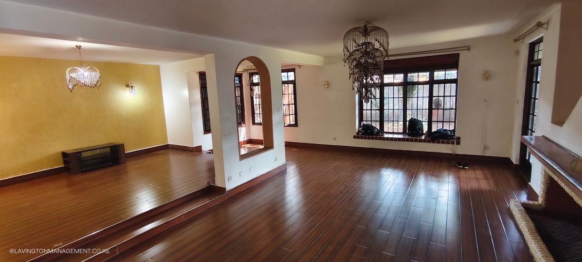 4 Bed Townhouse with En Suite at Lavington Green - 6