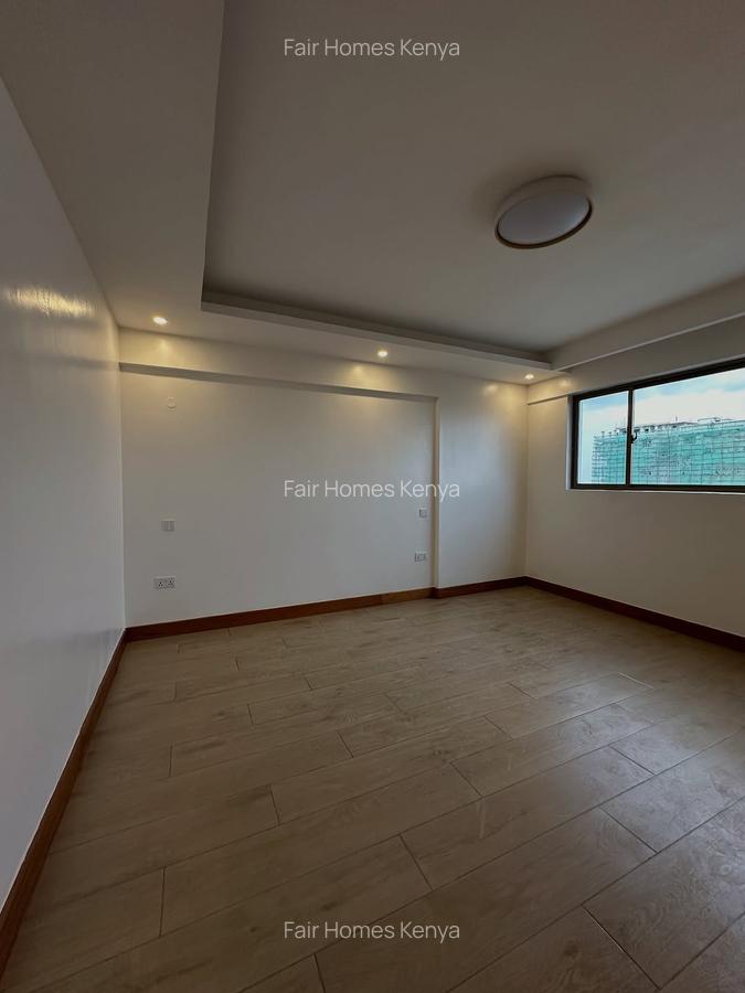 4 Bed Apartment with En Suite at Othaya Road - 7