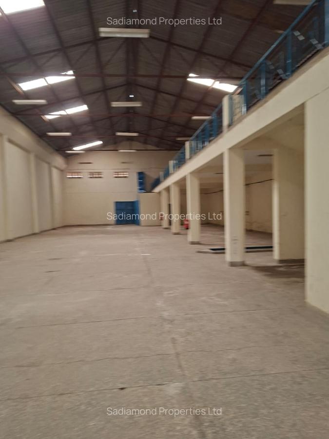10,000 ft² Warehouse with Parking in Embakasi - 13