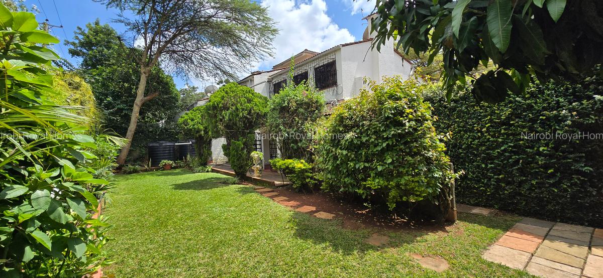 4 Bed Townhouse with En Suite at Ndemi Road - 1