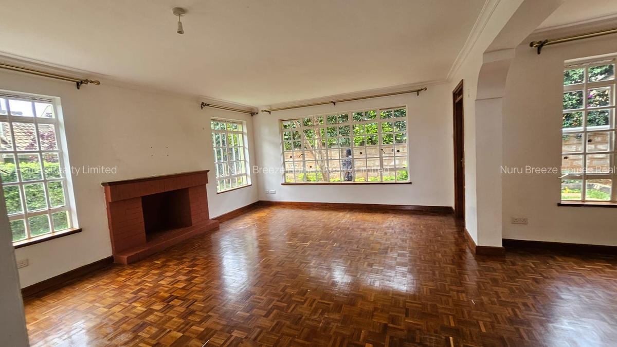 4 Bed Townhouse with En Suite in Kiambu Road - 11