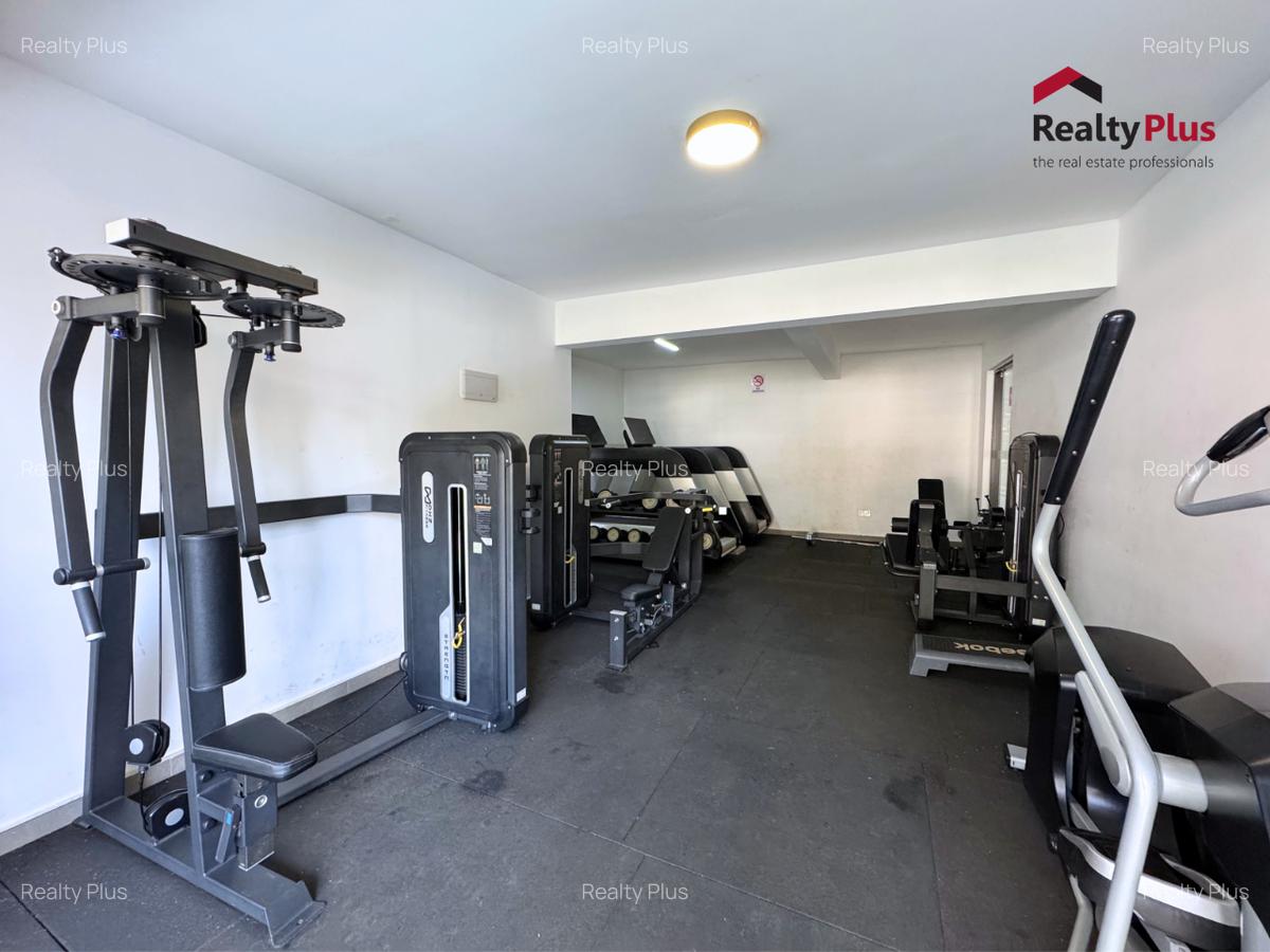 3 Bed Apartment with En Suite at Riverside Drive - 12