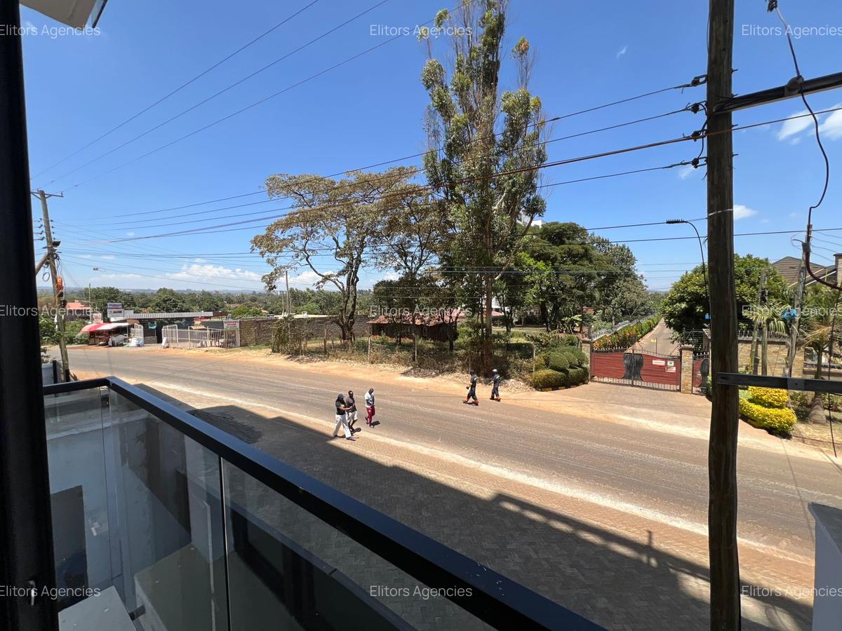 2 Bed Apartment with En Suite at Kirawa Road - 18