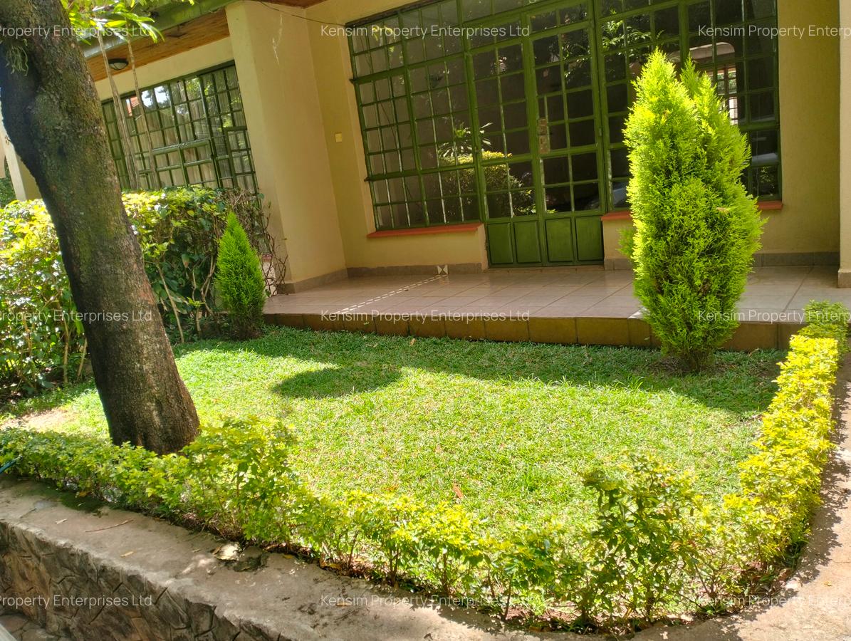 4 Bed Townhouse with En Suite in Lavington - 6