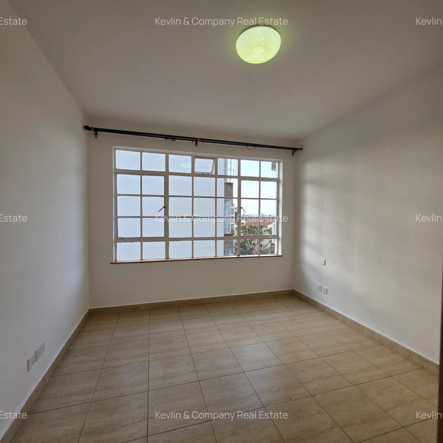 3 Bed Apartment with En Suite in Lavington - 12