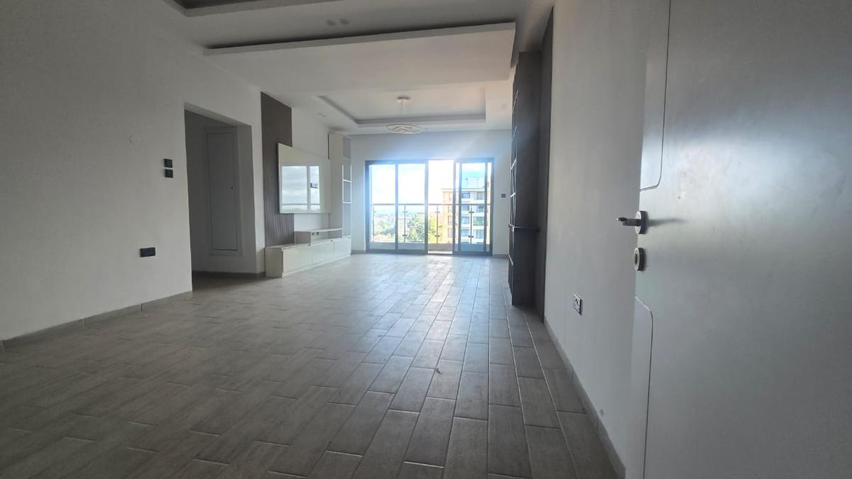 2 Bed Apartment with En Suite in Lavington - 3