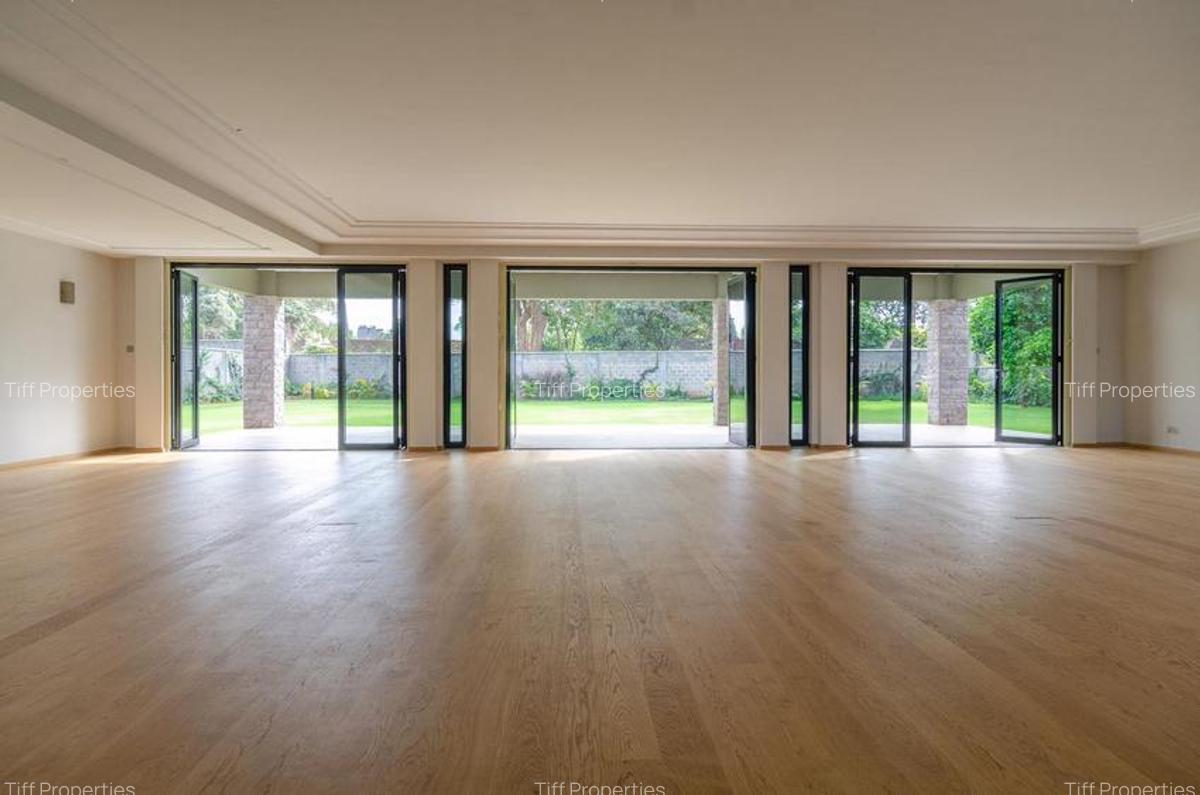 5 Bed House in Runda - 3