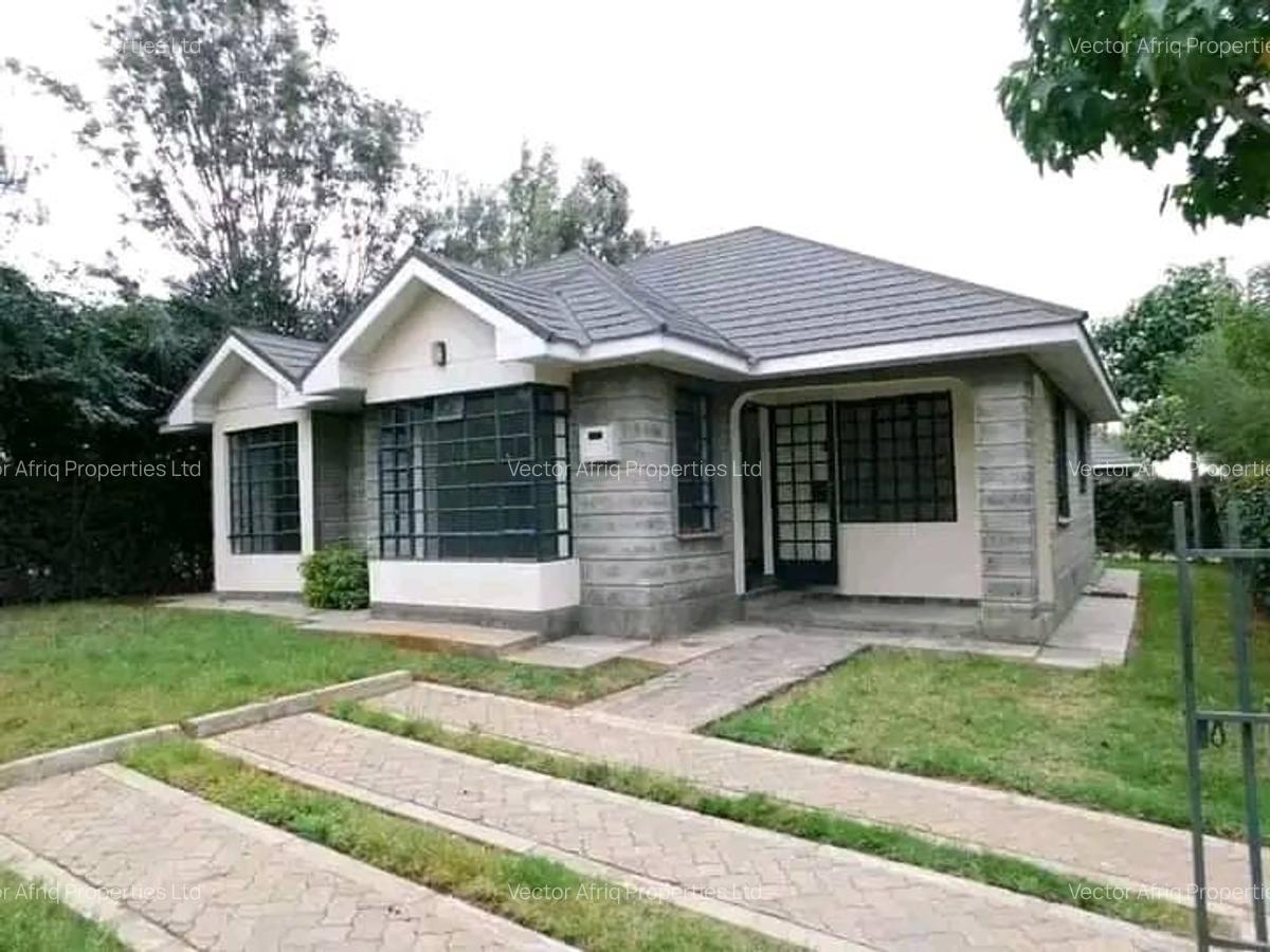 3 Bed House with En Suite at Acacia - 4