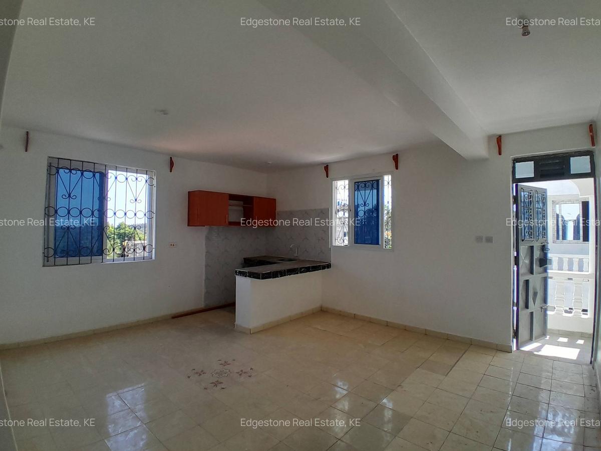 1 Bed Apartment with Borehole in Mtwapa - 10