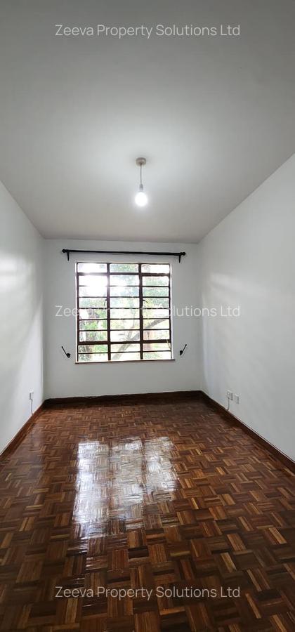 3 Bed Apartment with En Suite in Lavington - 10