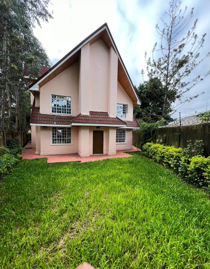 5 Bed Townhouse with En Suite in Lavington - 3