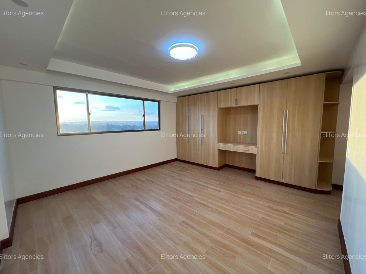 4 Bed Apartment with En Suite at Othaya Road - 17