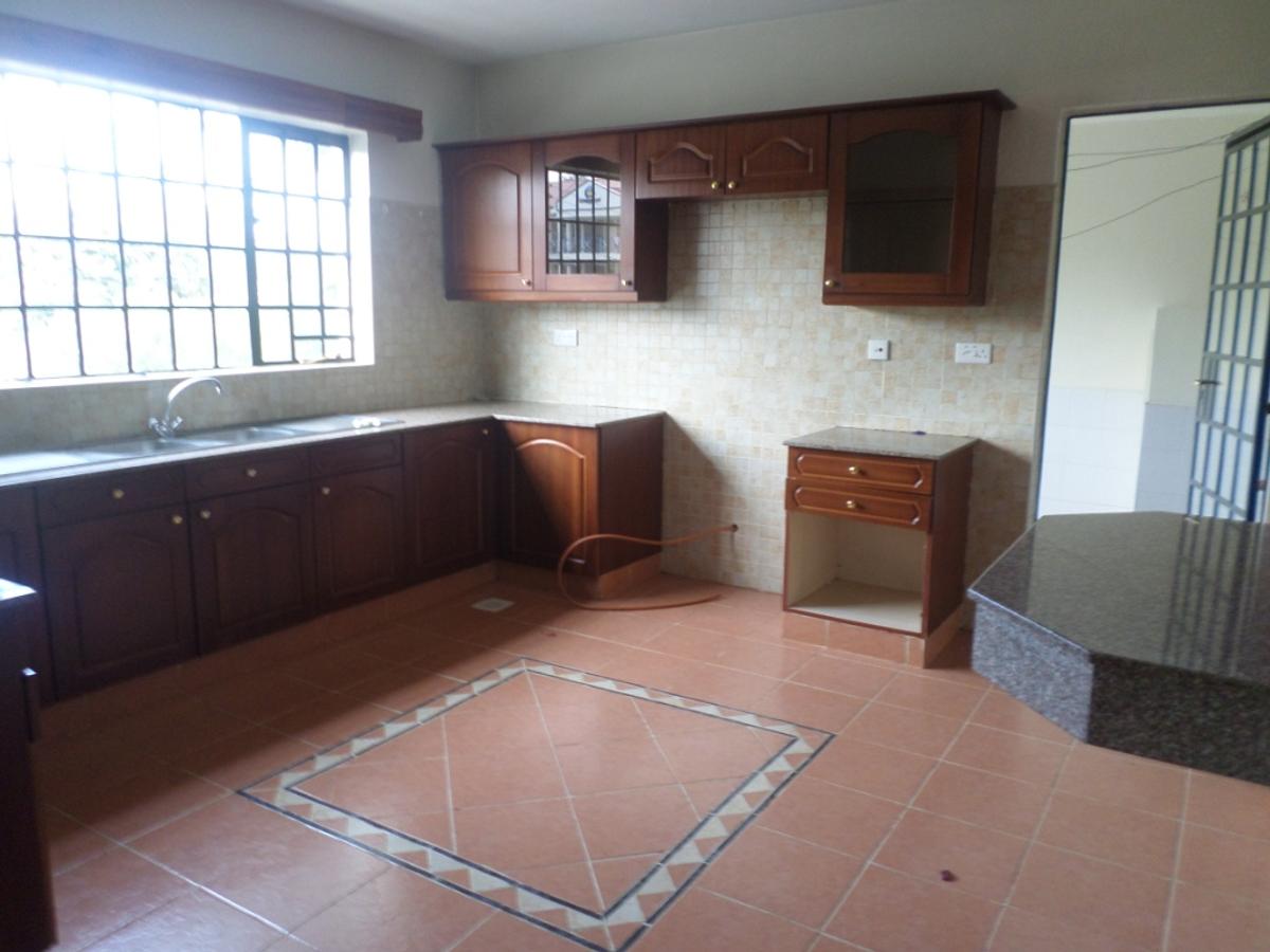 4 Bed Apartment with En Suite at Kilimani - 9