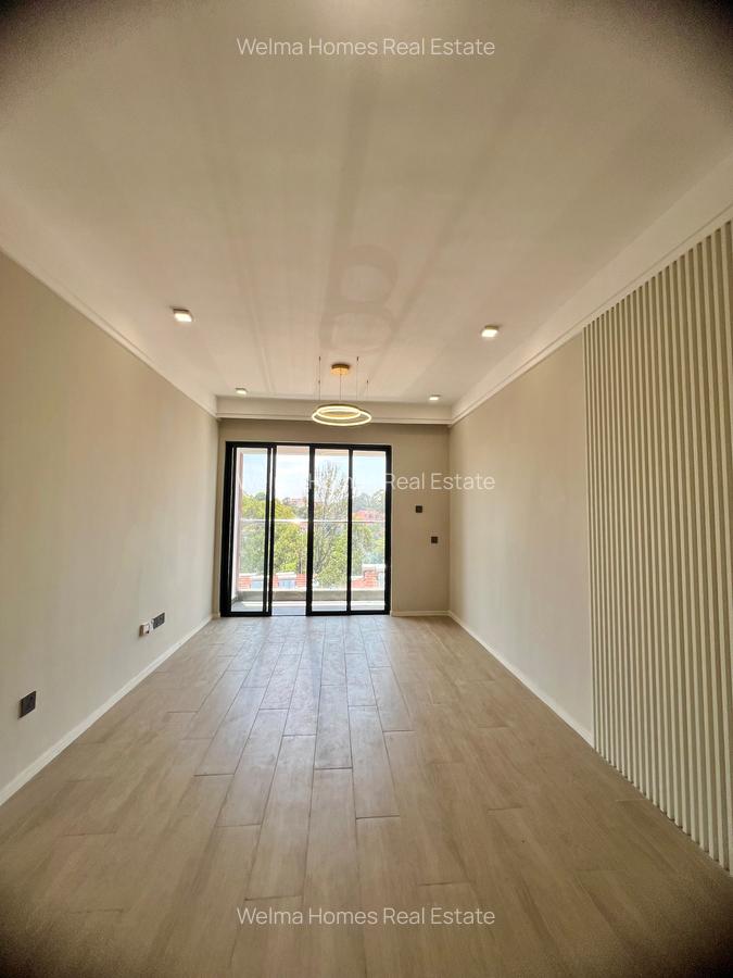 1 Bed Apartment with En Suite in Lavington - 4